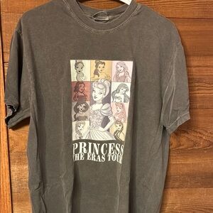 Comfort Colors Charcoal Princess Graphic Tee - Like NEW!